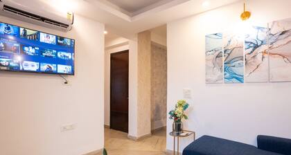 In the heart of South Delhi | Fully Furnished Apartment with Park Facing Balcony