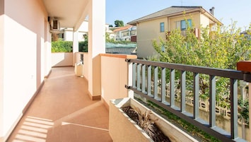Apartment, 2 Bedrooms, Accessible, Balcony | Balcony