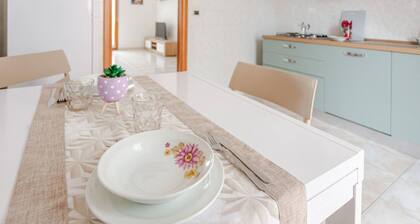 Casa Pandolfi, Apartment With Internal Parking and AC