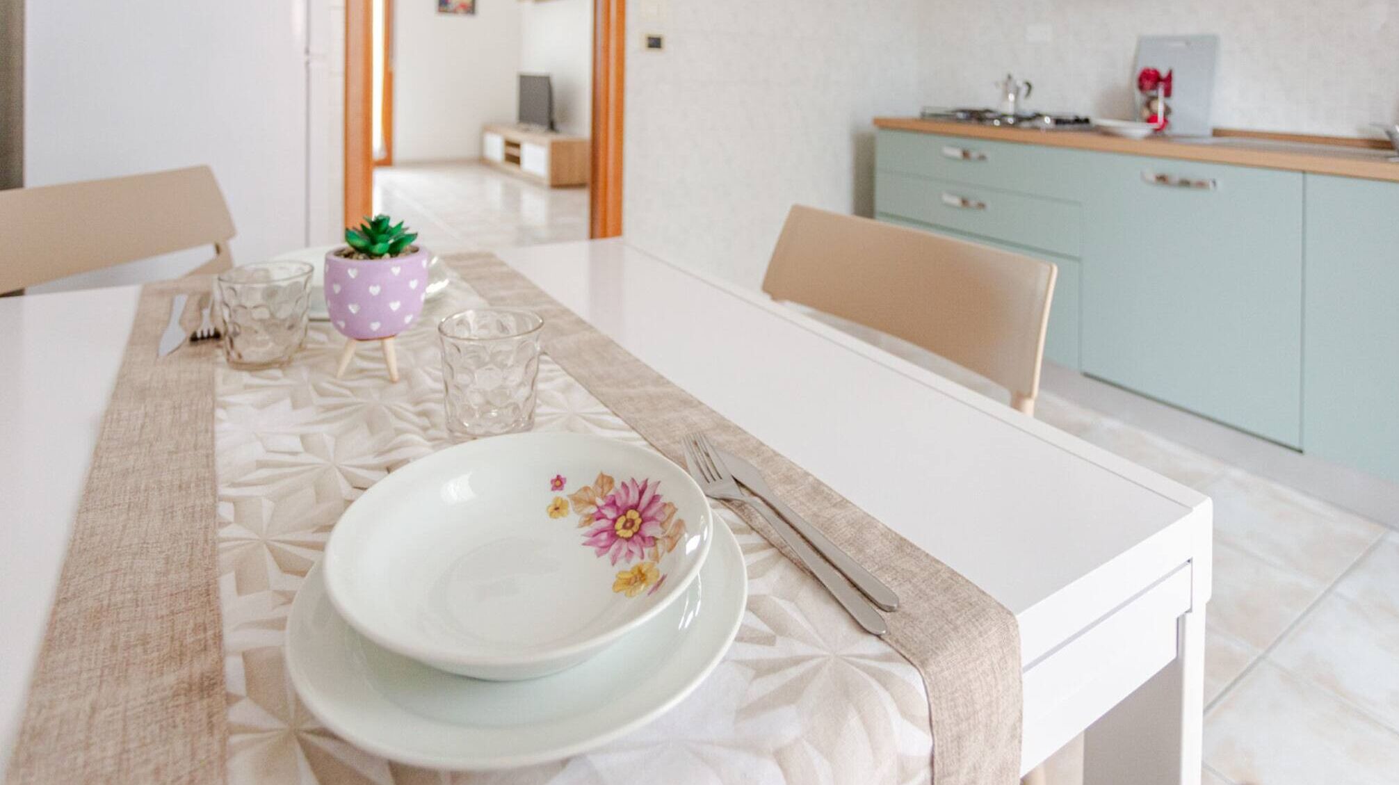 Appartement, 2 chambres, accessible aux personnes à mobilité réduite, balcon | Salle à manger