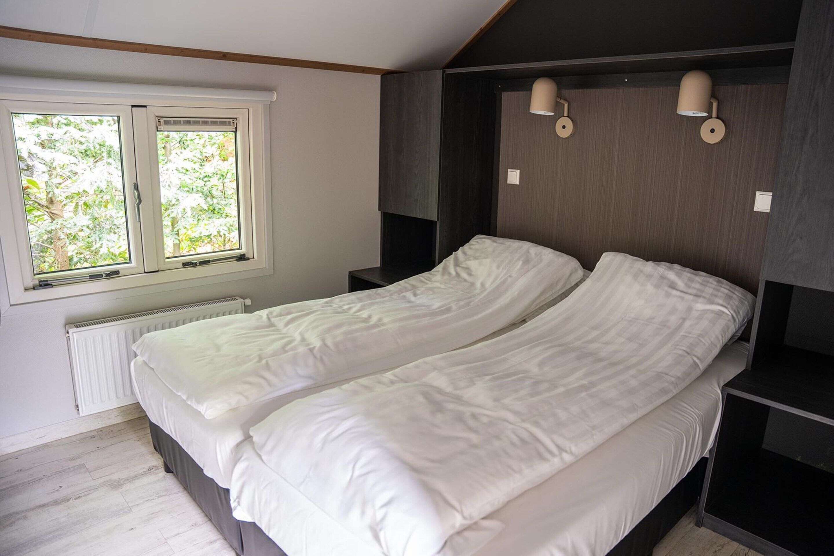 House | 2 bedrooms, bed sheets