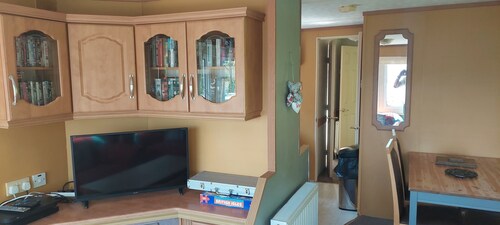 Cosy caravan in central location on the Isle of Skye.