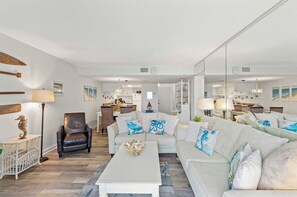 Smart TV - Cozy Private Beach Escape (Panama City Beach)