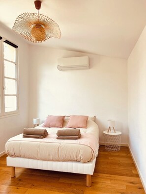 2 chambres, bureau, lit parapluie, Wi-Fi gratuit
