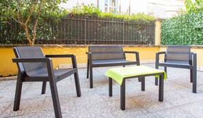 Casa, 2 quartos, sacada, vista para o jardim | Terraço/pátio