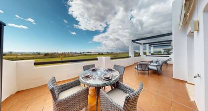 Penthouse Apartment with Golf Views