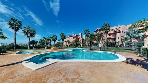Penthouse Apartment with Golf Views