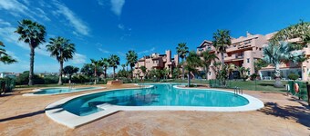 Penthouse Apartment with Golf Views