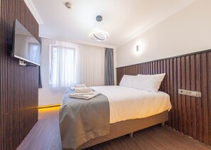 經濟客房 | 迷你吧、隔音、熨斗/熨衫板、免費 Wi-Fi