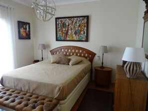 2 Schlafzimmer, Bügeleisen/Bügelbrett, Reisekinderbett, kostenloses WLAN