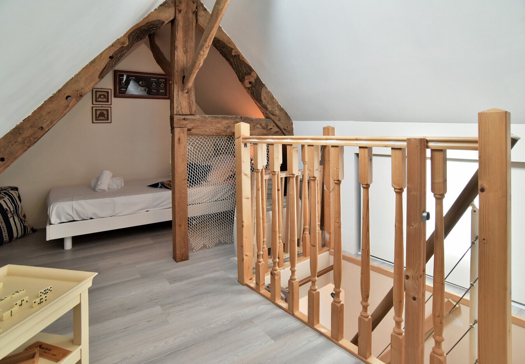 2 bedrooms, iron/ironing board, free WiFi