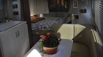 1 chambre, bureau, Wi-Fi gratuit, draps fournis