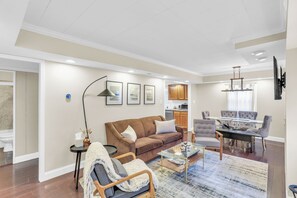 TV, fireplace - The Charming Home: 3-bedroom house, blocks to downtown Champaign, with WiFi, AC (Champaign)