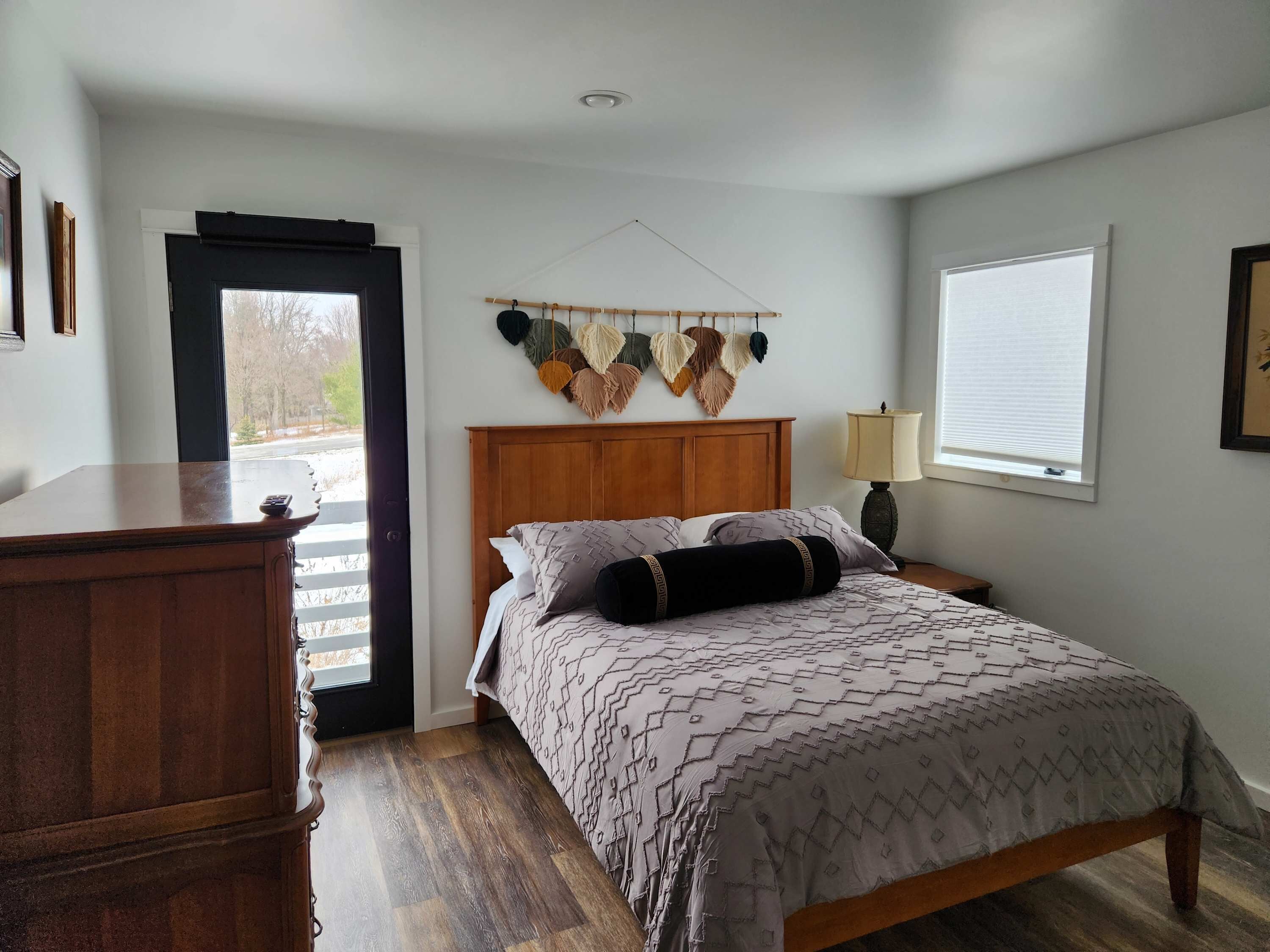 5 dormitorios, escritorio, tabla de planchar con plancha y wifi