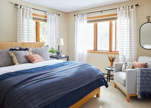 4 Schlafzimmer, Bügeleisen/Bügelbrett, Reisekinderbett, WLAN