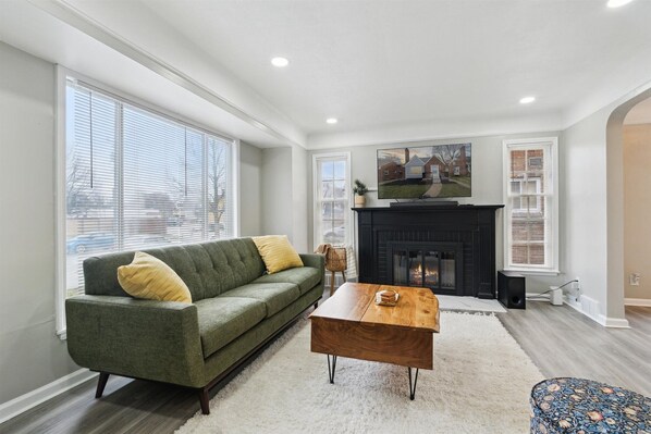 Smart TV, stereo, computer monitors, printers