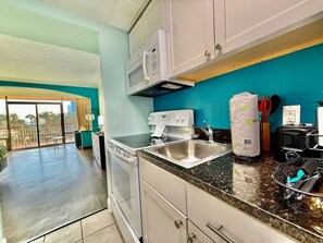 Microwave, oven, stovetop, coffee/tea maker