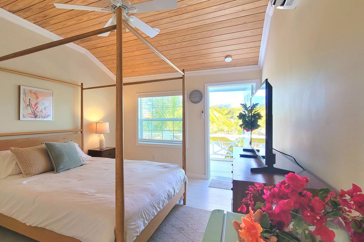 Deluxe Single Room, Balcony | Free WiFi