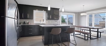 Comfortable 3BR Getaway