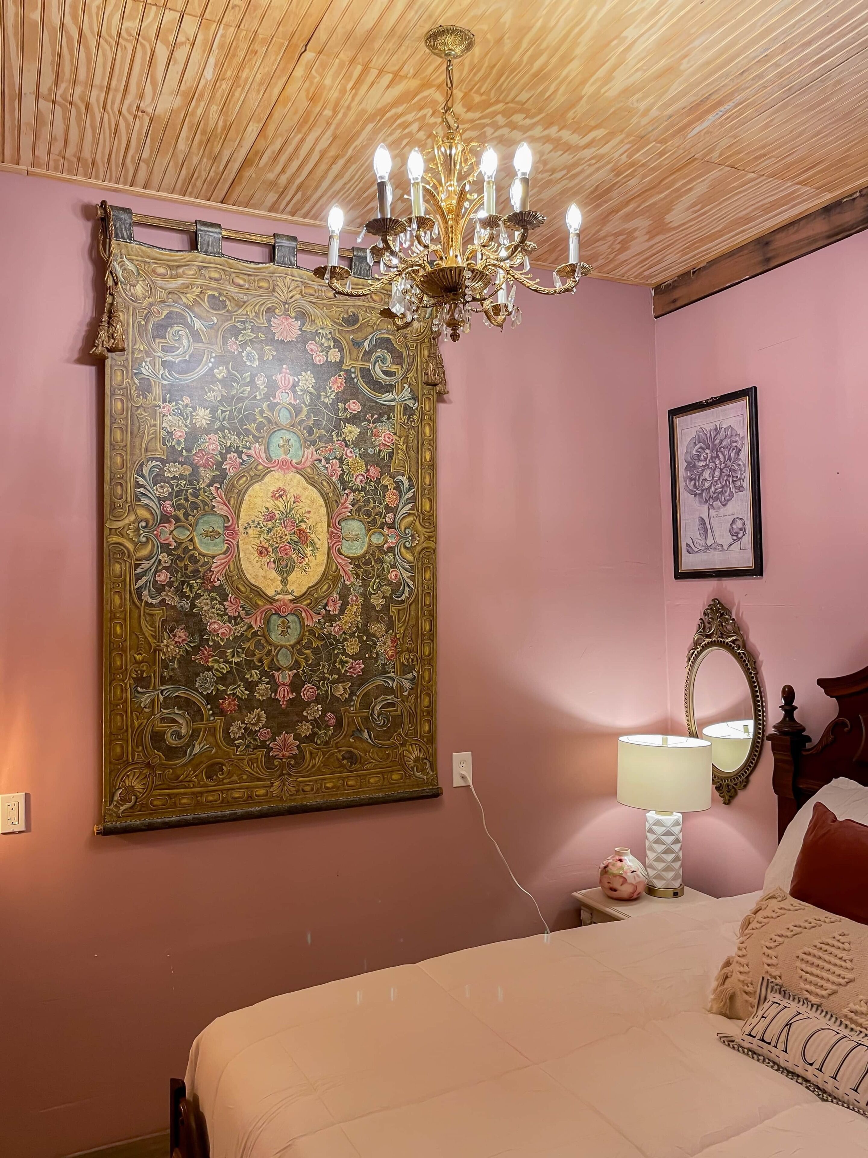 2 bedrooms, bed sheets