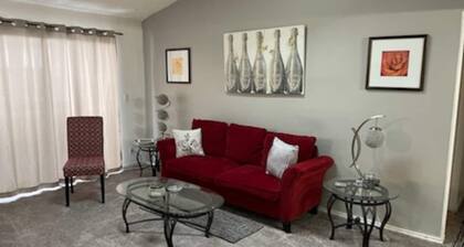 Charming 1-bedroom condo in beautiful Aurora with WiFi, AC