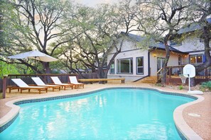 Pool - Holiday Retreat! 5-bed, Pool, Hot Tub, Mini Golf, Game Room, Playground and More (San Antonio)