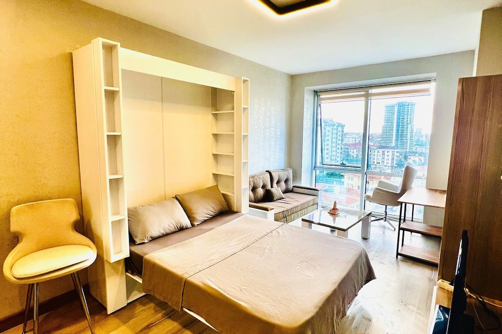 MODERN APARTMENT