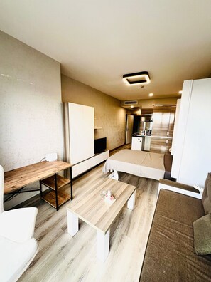 Economy Studio, Sea View | Desk, free WiFi - MODERN APARTMENT (Istanbul)