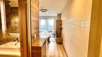 Economy-Studio, Meerblick | Schreibtisch, kostenloses WLAN