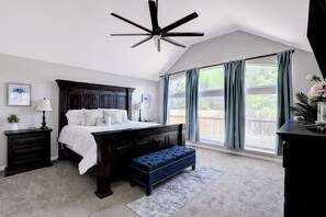 4 dormitorios, tabla de planchar con plancha, wifi y ropa de cama