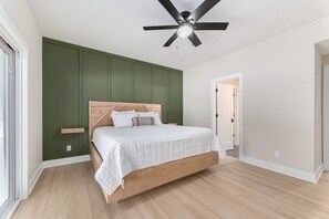 4 soveværelser, skrivebord, gratis Wi-Fi, sengetøj