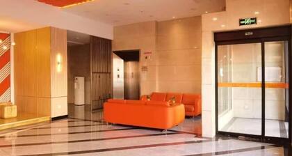Orange Hotel (Taiyuan Qinxian North Street Maoye Tiandi Branch)