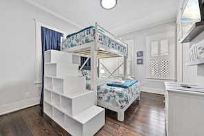 2 bedrooms, iron/ironing board, travel crib, free WiFi