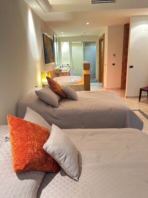 3 habitaciones, tabla de planchar con plancha y wifi gratis