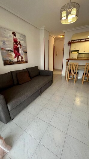 Living area - Apartment 'Con Piscina' with Shared Pool, Wi-Fi and Air Conditioning (La Mata)