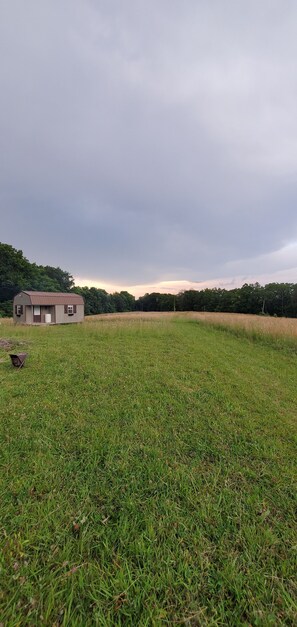 Property grounds - The Perch at Bird Fork Farm (Dunlap)