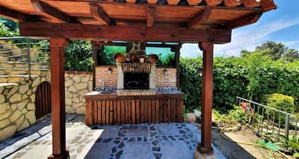 An environment where you can enjoy nature, on the banks of the Alberche River