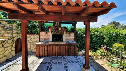 An environment where you can enjoy nature, on the banks of the Alberche River