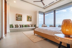 5 bedrooms, desk, iron/ironing board, free WiFi