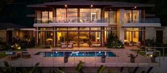 Casa Bella Vina – Luxury Villa Near Beach & Town