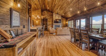 Get away and relax at Elk Ridge, a modern lodge in the mountains of Ruidoso.