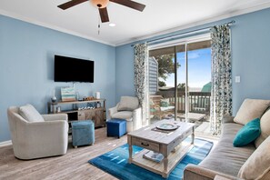 Smart-TV, videospill, DVD-spiller og bøker