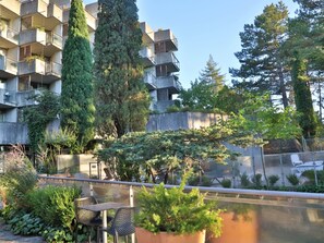 Outdoor dining - Le Vallon by Interhome (Grospierres)