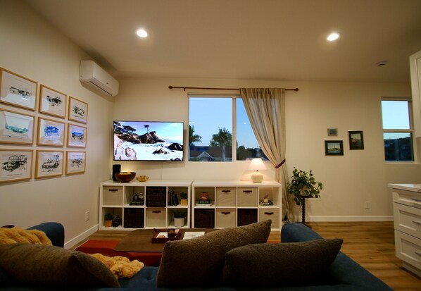 Smart TV - Private San Pedro ADU—Brand-New, Furnished, Safe and Quiet Neighborhood Comfort (Los Angeles)