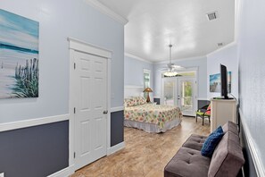 4 chambres, fer et planche à repasser, Wi-Fi gratuit, draps fournis