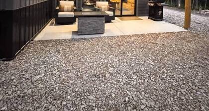 Looney Uncle Trailside Suite