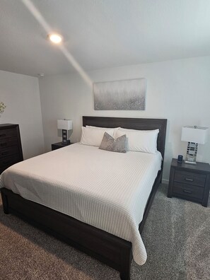 4 bedrooms, iron/ironing board, WiFi, bed sheets - Spacious 4-bedroom house in amazing Houston with WiFi, AC (Houston)