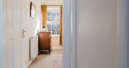 Private Room Above The Silks Pub (Room 2)