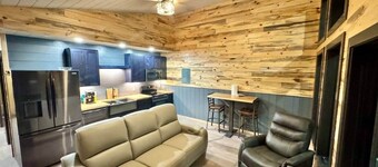 Couples Wilderness Suite