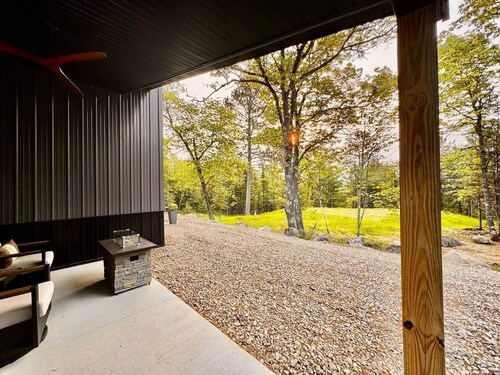 Couples Wilderness Suite